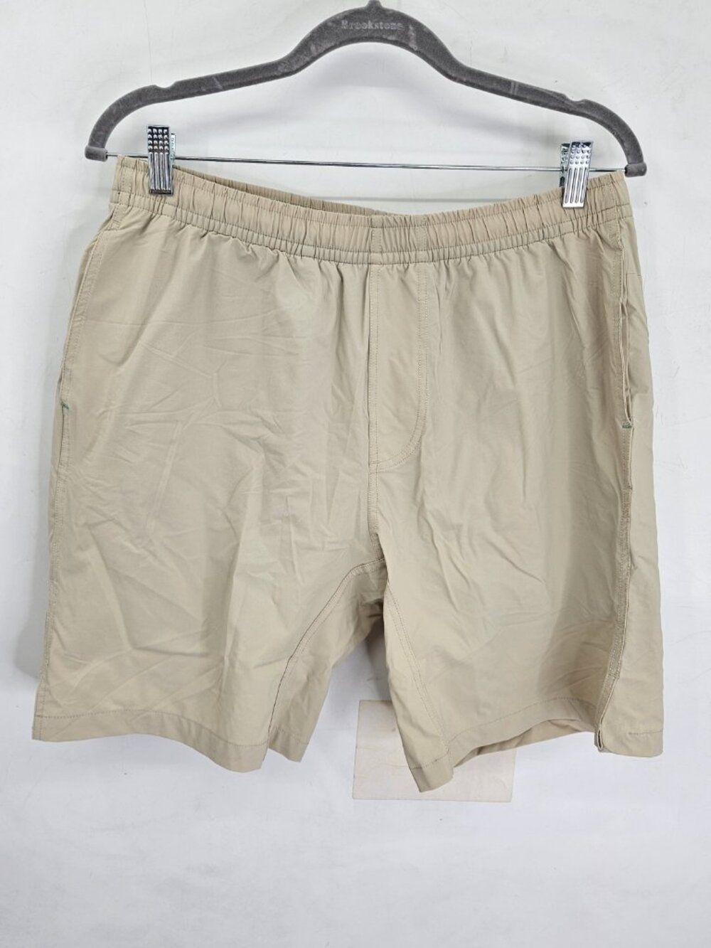 Myles Apparel Shorts Men L Beige Blue 8 Inseam Stretch DWR Everyday Active Sport